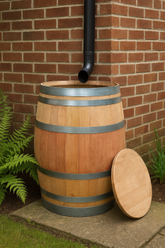 225 Liter Regentonne von einem gebrauchtem Weinfass