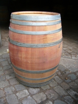 300 Liter Regentonne von einem gebrauchtem Weinfass