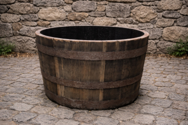 Pflanzkübel ca 80 Liter von einem 190 Liter Whiskyfass gefertigt