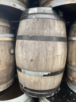 Preview: aussortierte 225 Liter Holzfässer