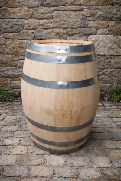 150 Liter Holzfass aus Kastanie