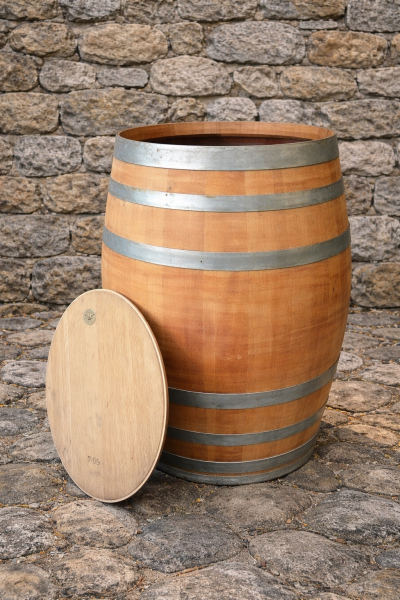 300 Liter Regentonne von einem gebrauchtem Weinfass